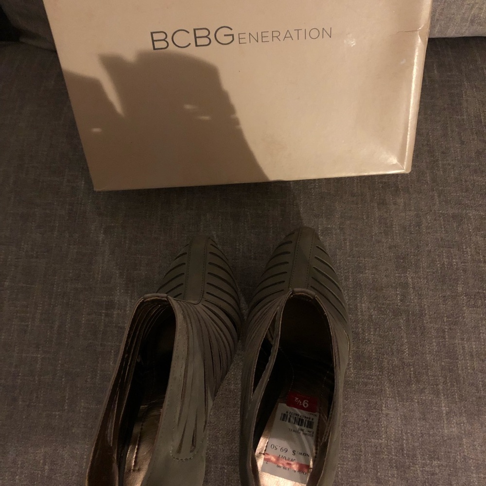 BCBG Generation Slate Heels - Picture 3 of 6